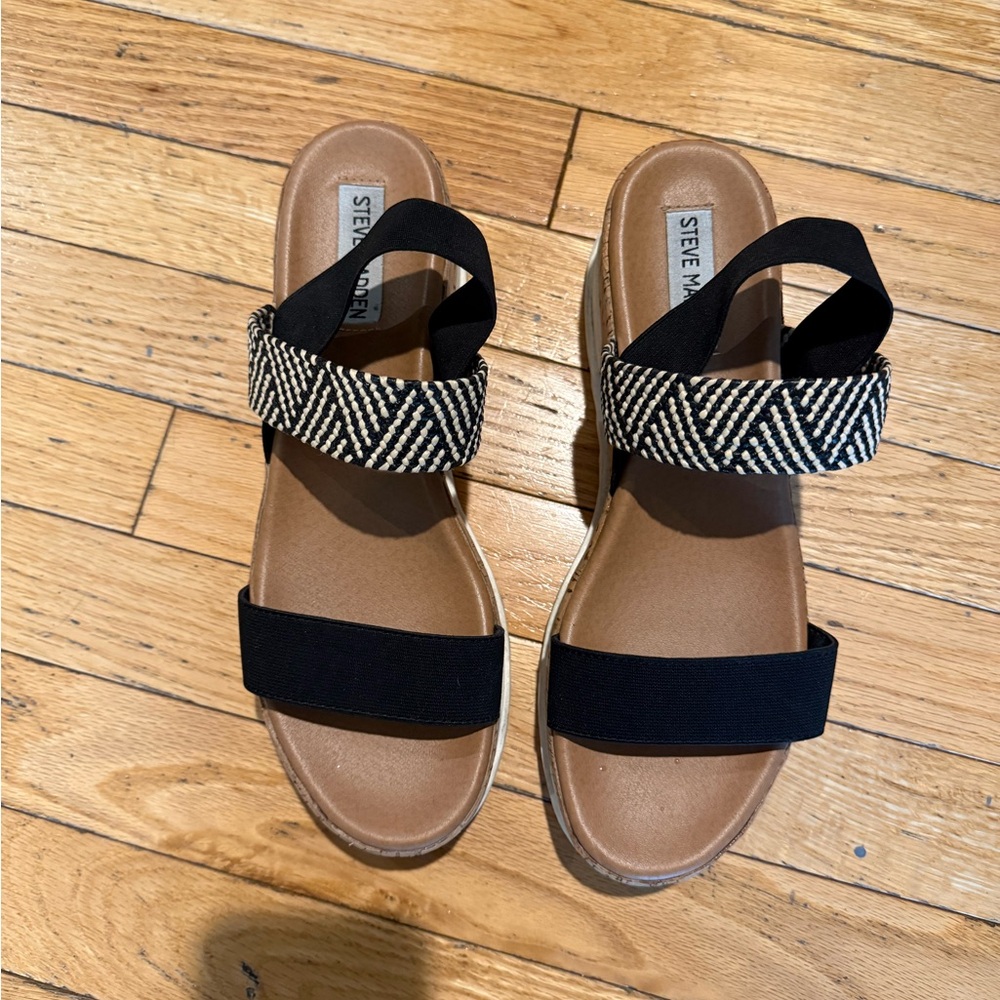 Steve Madden Black and Tan Women's wedged sandals